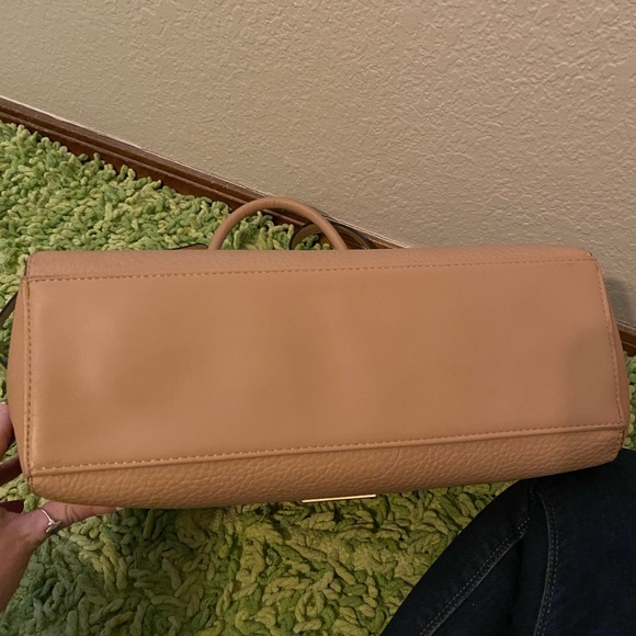 Tan Purse - Picture 3 of 5